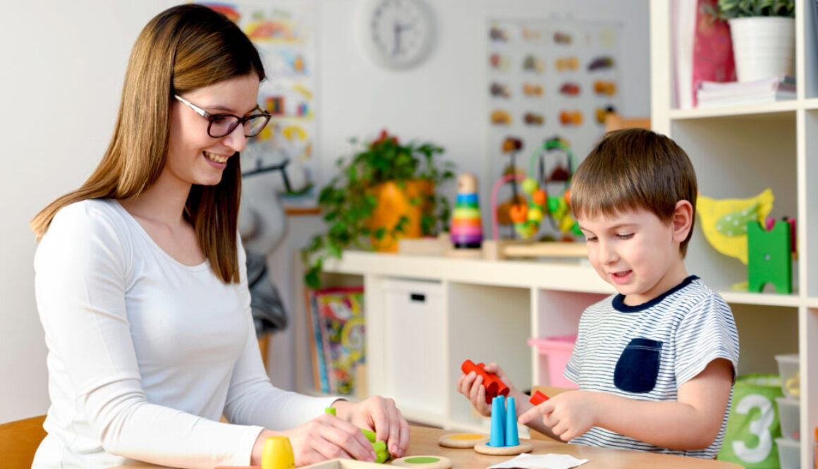 Speech therapy for autism at a therapy clinic.